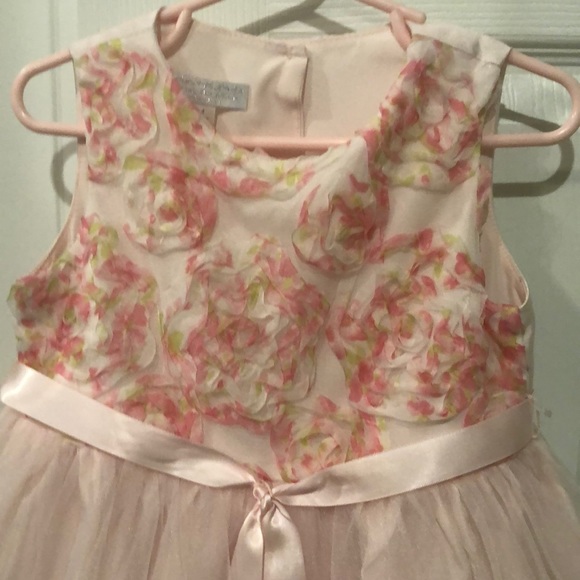 Formal pink dress - Picture 2 of 5